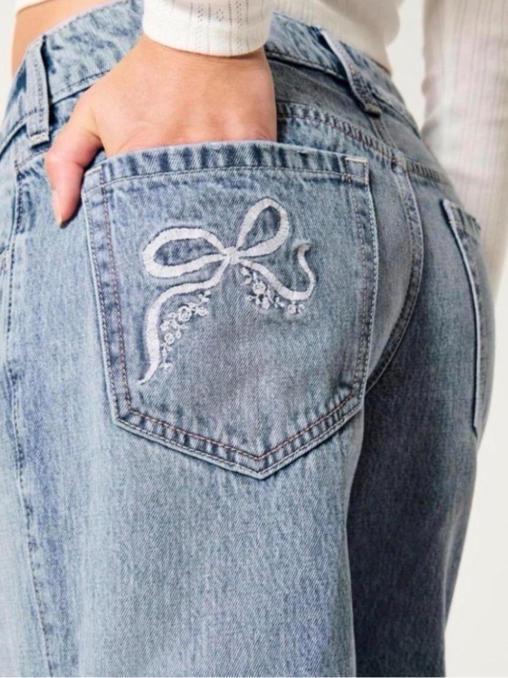 Hollister Light Blue Embroidered Bow Boyfriend Jeans